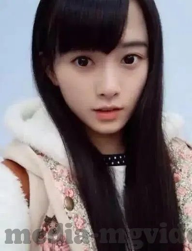 波多野结衣 人妻 邻居-波多野结衣，人妻与邻居间的微妙情感交织